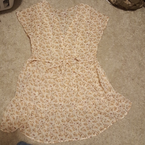 Country Blouse - Picture 3 of 3